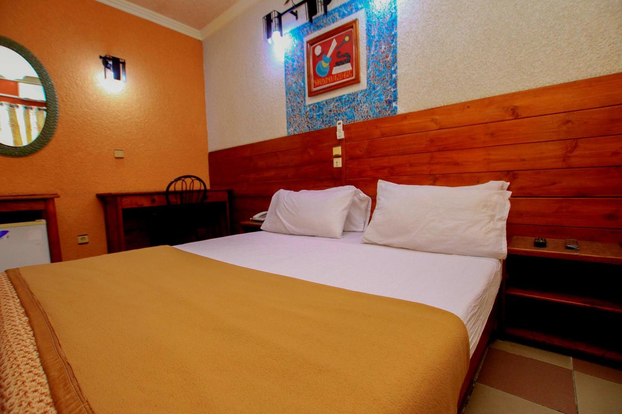 Hotel Le Prince Cotonou Exterior foto