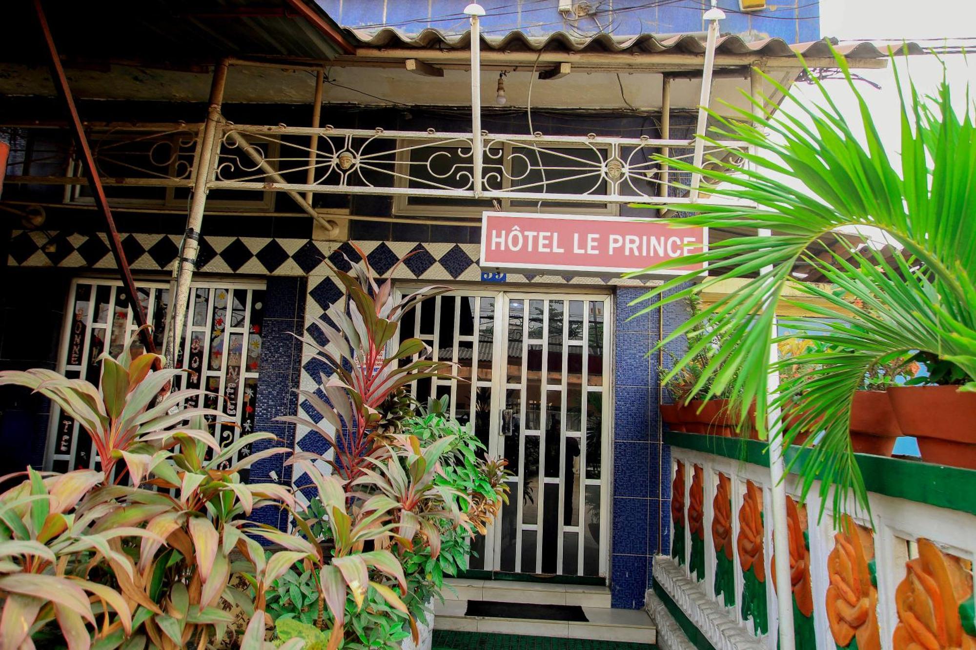 Hotel Le Prince Cotonou Exterior foto