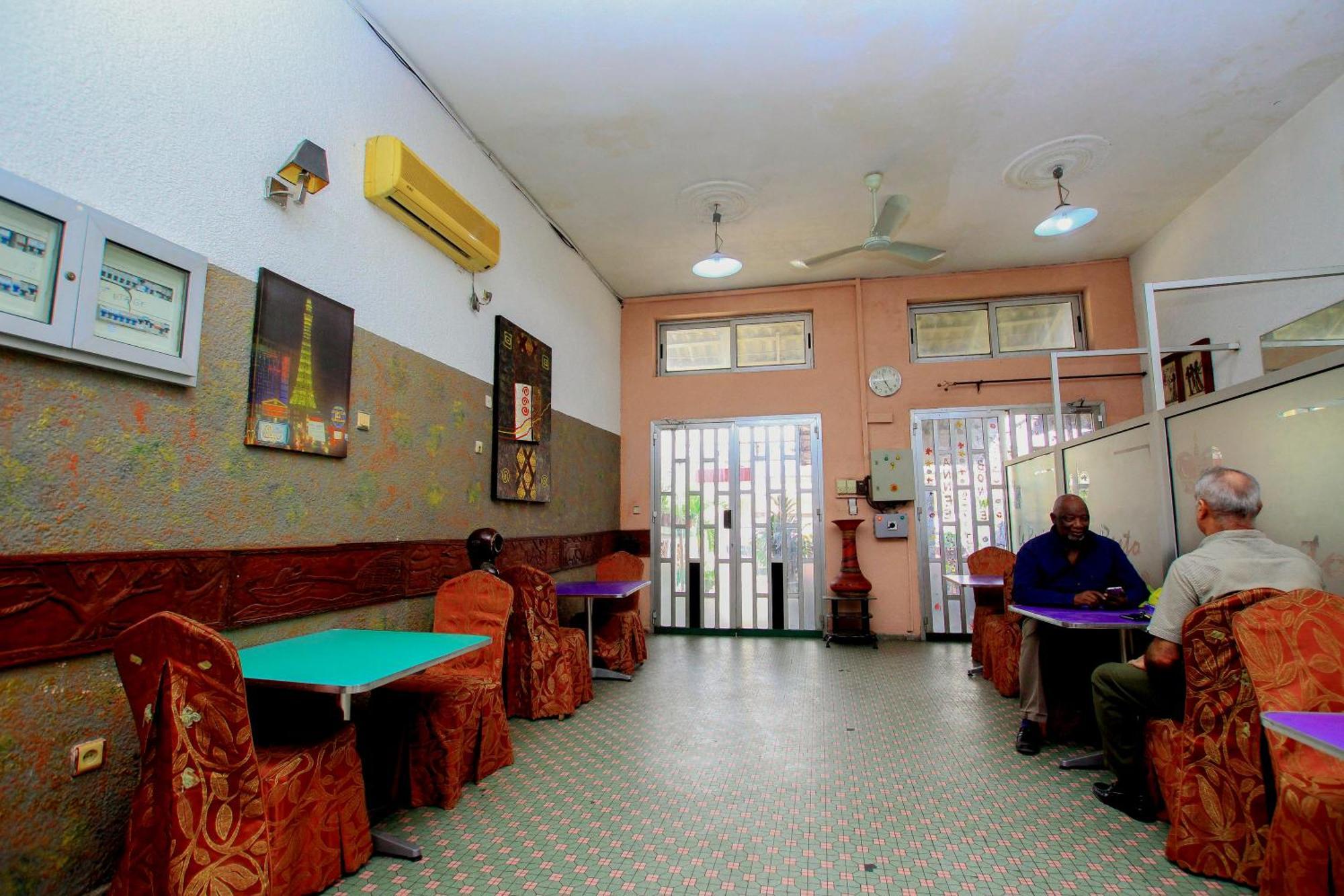 Hotel Le Prince Cotonou Exterior foto