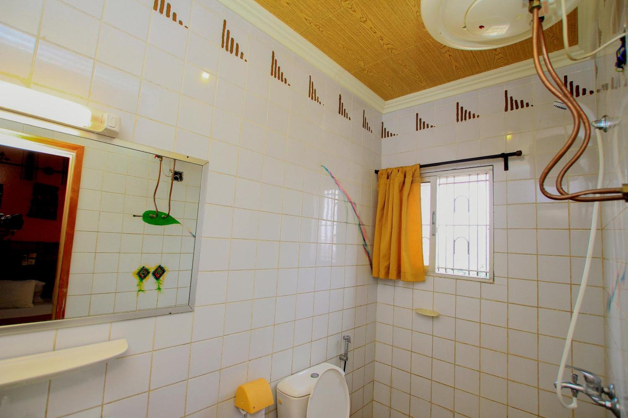 Hotel Le Prince Cotonou Exterior foto